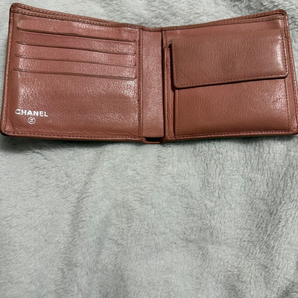 Chanel Wallet - Picture 3 of 13